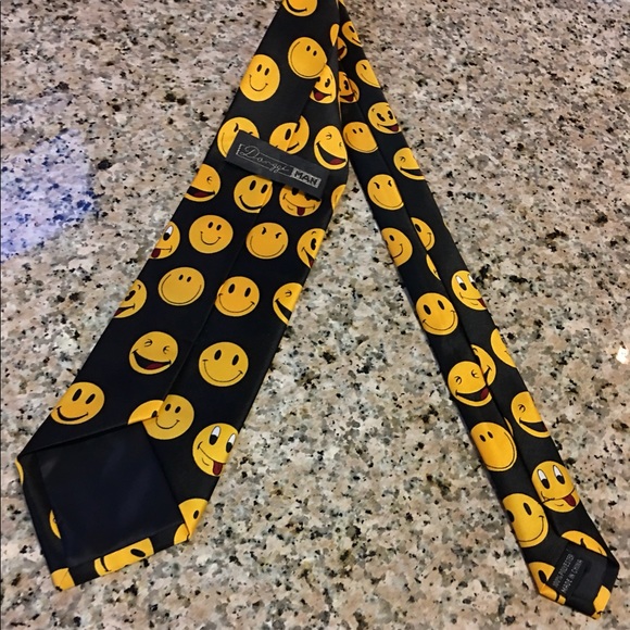EMOJI TIE - Picture 2 of 2